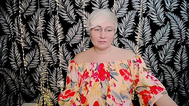 Olivia playful online show from 03/06/26, 12:45