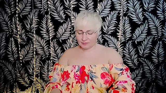 Olivia playful online show from 04/03/26, 09:51