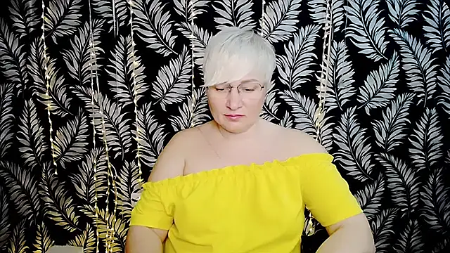 Olivia playful online show from 05/25/26, 10:32