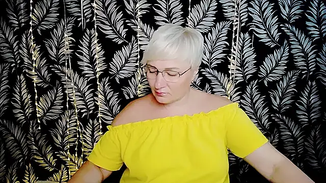 Olivia playful online show from 06/18/26, 10:30