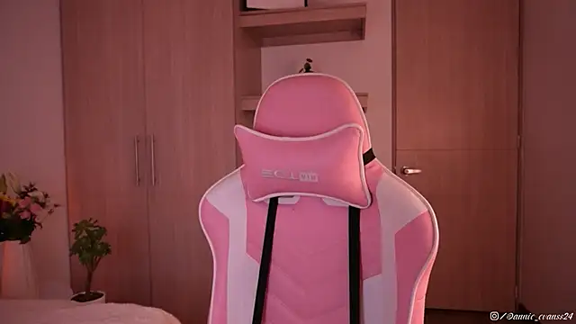 annie24 evans online show from 03/05/25, 11:05