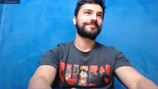 Snapshot of alex_blu chatting on 10/12/25, 09:14 alex blu online show from 10/12/25, 09:14