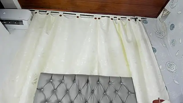 luna evaa online show from 03/12/25, 05:49