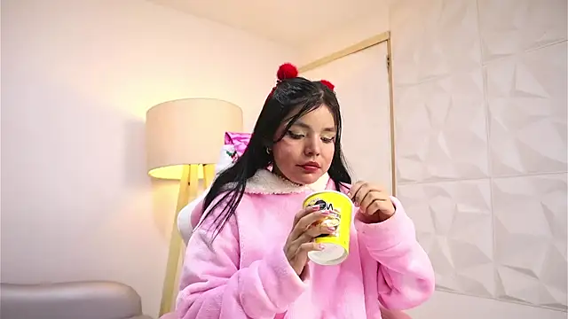 dianebleu online show from 11/26/25, 04:35