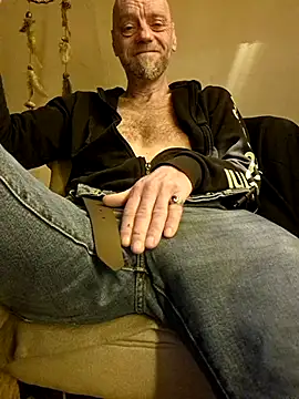 eddouxxx78 online show from 02/15/26, 08:13