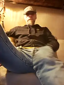 eddouxxx78 online show from 04/16/26, 05:08