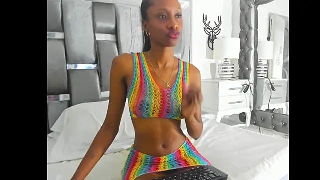 AntonellaaHot online show from 01/16/26, 04:49