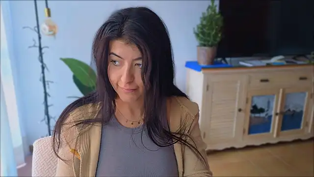 anabelcurvy online show from 12/18/24, 01:02