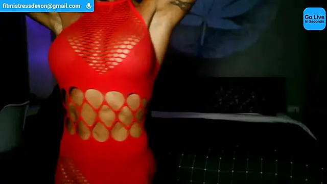 Snapshot of Devon2020 chatting on 06/28/26, 12:00 Devon2020 online show from 06/28/26, 12:00