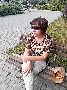 explored romantic online show from 09/17/25, 12:07