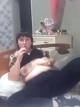 explored romantic online show from 10/10/25, 12:59