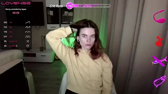 Snapshot of RinaDevil chatting on 01/11/25, 05:29 RinaDevil online show from 01/11/25, 05:29