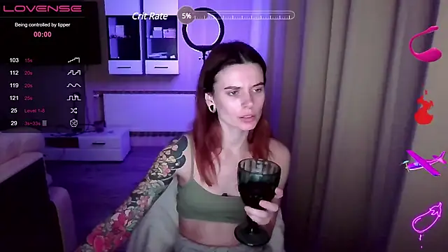 Snapshot of RinaDevil chatting on 02/07/25, 08:53 RinaDevil online show from 02/07/25, 08:53