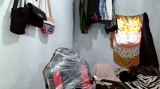 angelamarie1 online show from 02/26/25, 01:30