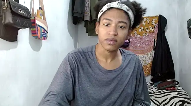 angelamarie1 online show from 03/17/25, 02:08