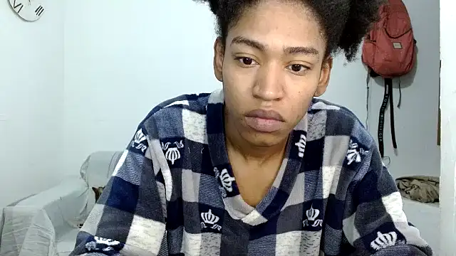 angelamarie1 online show from 10/20/25, 09:54