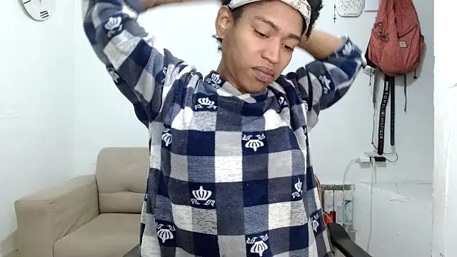 angelamarie1 online show from 11/17/25, 11:43