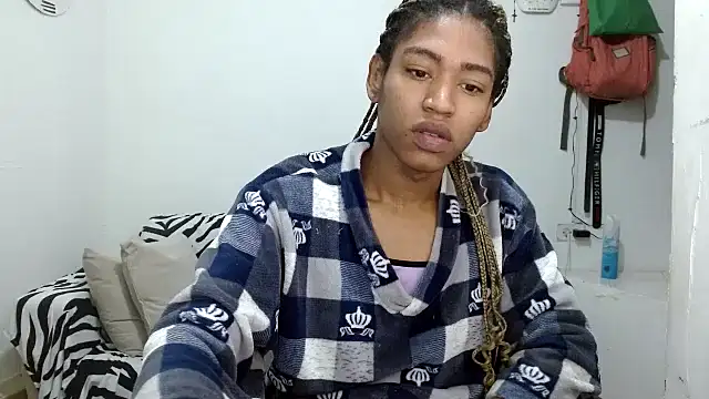 angelamarie1 online show from 01/12/26, 02:55