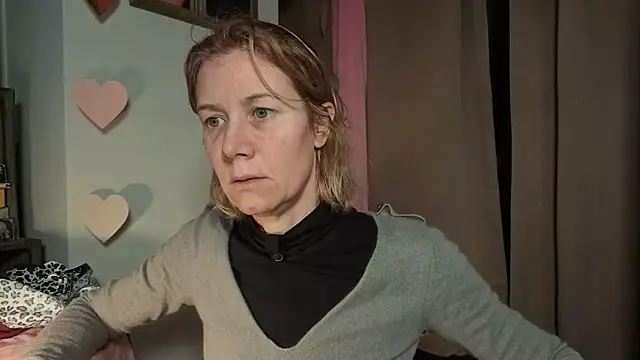 Lola Belgium online show from 03/01/26, 07:32