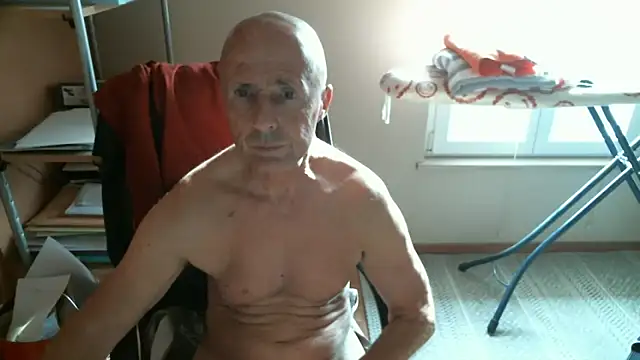 olibrius71 online show from 03/23/26, 03:38