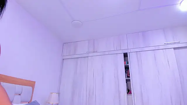 paola rodriguez online show from 03/09/25, 07:05