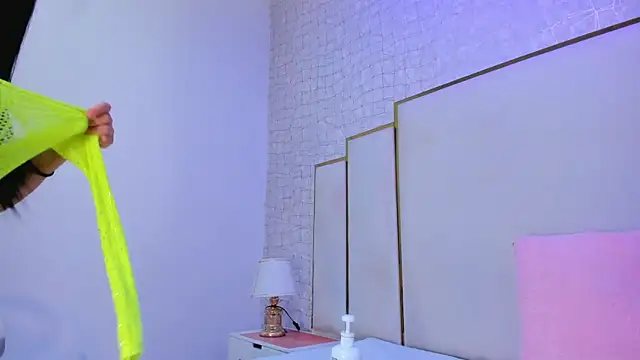 paola rodriguez online show from 04/12/26, 09:58