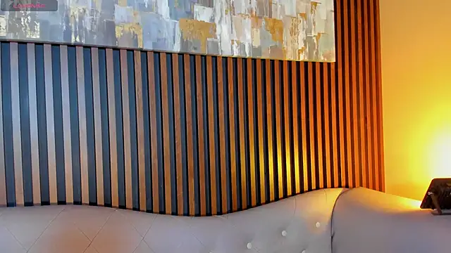 LauraAristizabal online show from 02/08/26, 12:52