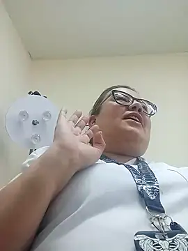 Snapshot of foxbell_lt chatting on 12/14/24, 05:25 foxbell lt online show from 12/14/24, 05:25