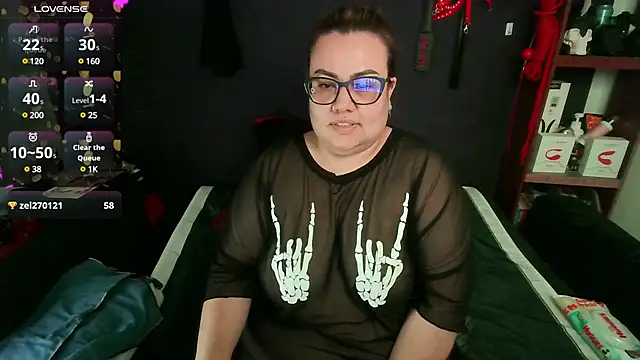 Snapshot of foxbell_lt chatting on 12/29/24, 05:10 foxbell lt online show from 12/29/24, 05:10