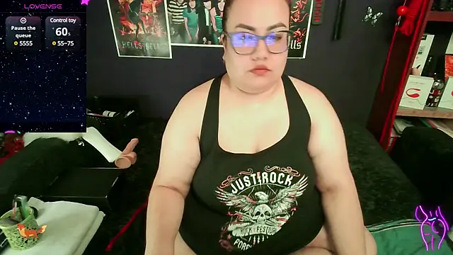 Snapshot of foxbell_lt chatting on 02/11/25, 09:03 foxbell lt online show from 02/11/25, 09:03