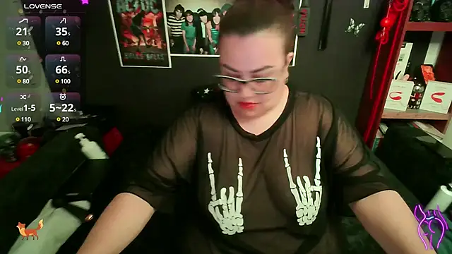 Snapshot of foxbell_lt chatting on 03/03/25, 05:09 foxbell lt online show from 03/03/25, 05:09