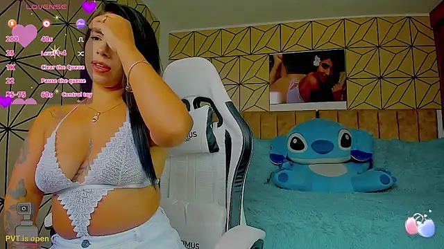 vane lopez  online show from 03/11/26, 07:53