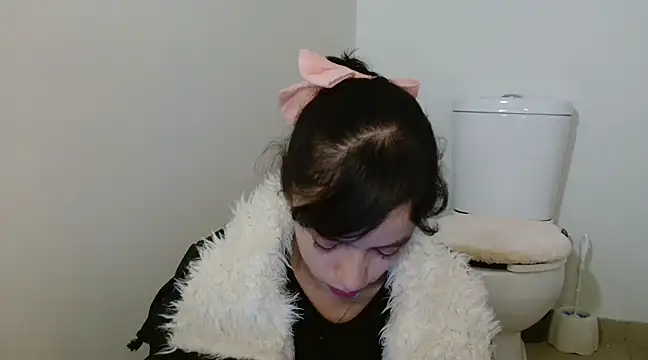 MINI Petite online show from 01/04/25, 08:17