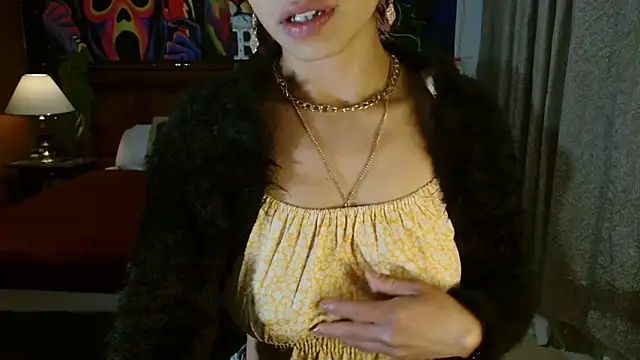 MINI Petite online show from 01/05/25, 12:20