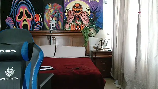 MINI Petite online show from 02/12/25, 09:22