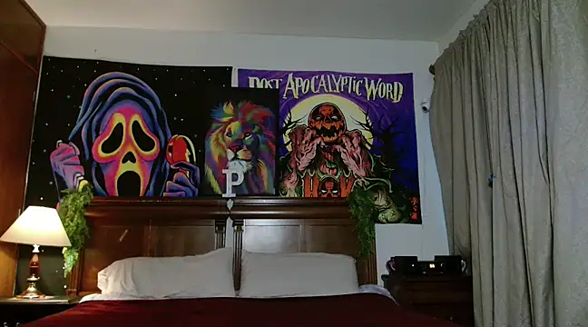 MINI Petite online show from 02/19/25, 12:46