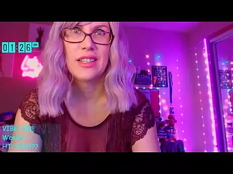 EmmaIsHere online show from 07/01/26, 07:24