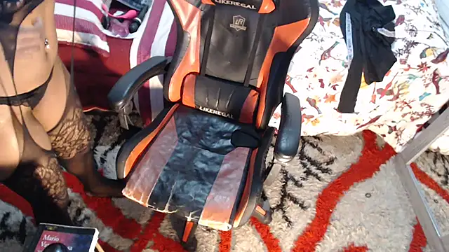 sexyjustin202 online show from 11/26/25, 01:39