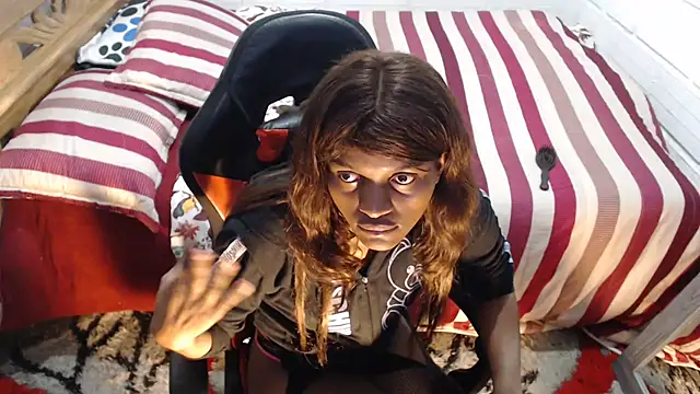 sexyjustin202 online show from 12/05/25, 01:36