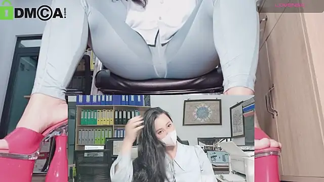 Sime Naughty online show from 09/13/25, 10:42