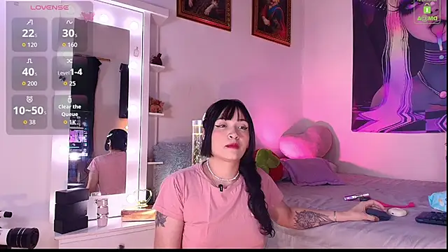 miaa-lee online show from 02/17/26, 03:58