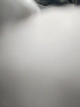 Snapshot of Mamilinda18 chatting on 11/26/25, 05:58 Mamilinda18 online show from 11/26/25, 05:58