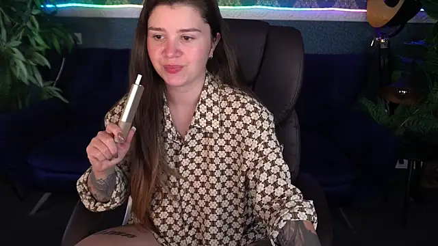 AmellyMilly online show from 10/26/25, 01:39