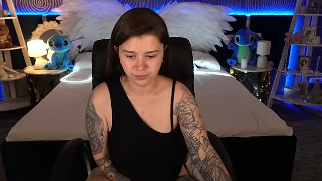 AmellyMilly online show from 11/12/25, 01:44