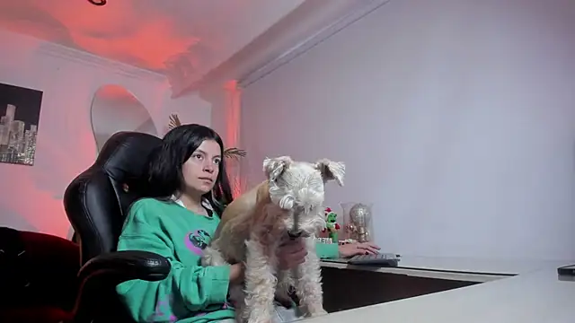 Snapshot of Meghan320 chatting on 12/14/25, 11:37 Meghan320 online show from 12/14/25, 11:37