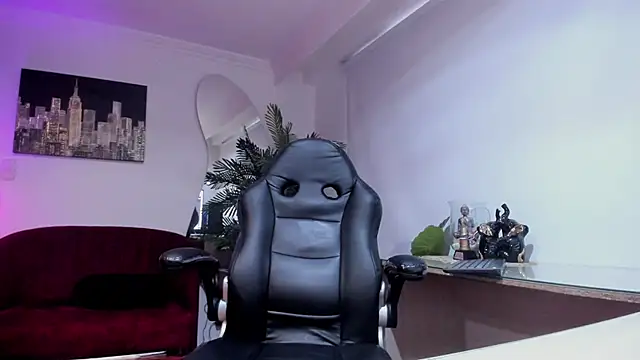 Meghan320 online show from 04/20/26, 11:35