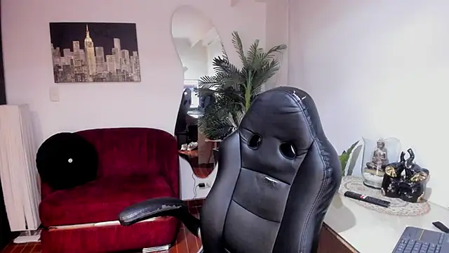 Meghan320 online show from 05/28/26, 11:40
