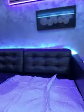 Snapshot of KirstieVegas chatting on 02/02/25, 08:30 KirstieVegas online show from 02/02/25, 08:30