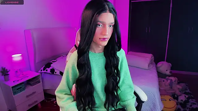 Ainhoads online show from 11/25/25, 08:47