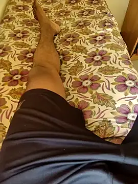 Mallupaiyanaachu online show from 12/17/25, 02:28